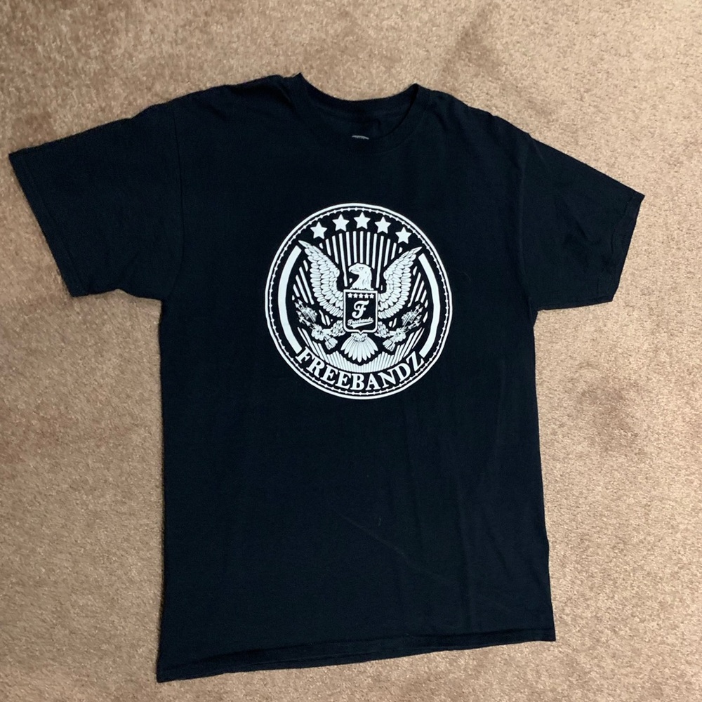 Freebandz t-shirt.